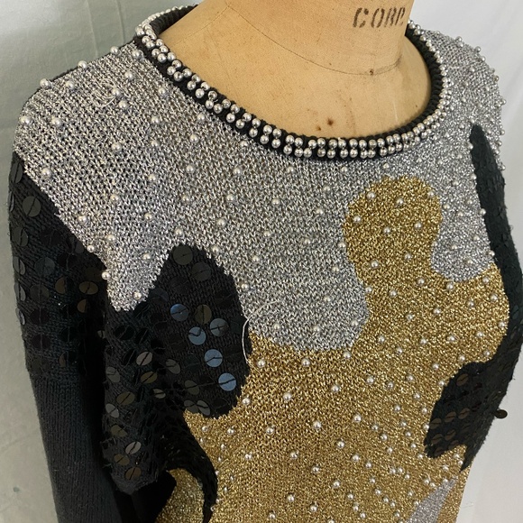 Black sweater with metallic silver and gold puzzle pieces. Vintage Ugly Sweater. - Picture 2 of 9